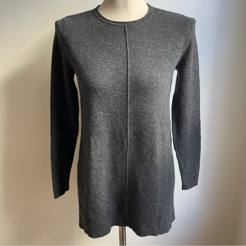 J. Jill Cashmere Tunic Sweater Charcoal Gray Knit Warm Long Quiet Luxury XS